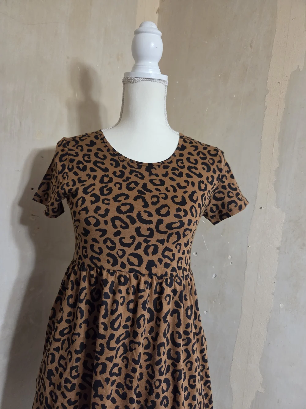 Girl's Old Navy Leopard Print Short Sleeve Dress